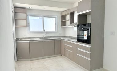 departamento a estrenar 3 ambientes en venta en lujan  planta baja con patio y cochera sin expensas