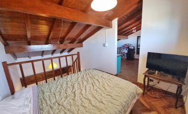 Chalet en PH 3 ambientes con entrada p/ autos - Soler y C. de Dolores