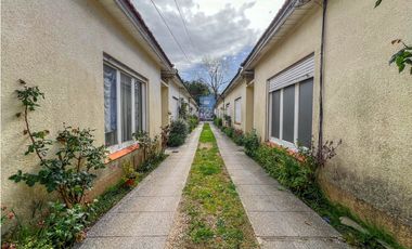 Chalet PH frente 3 amb. con cochera cubierta - Córdoba y Larrea