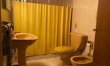 Casa sobre dos lotes en Jose Marmol