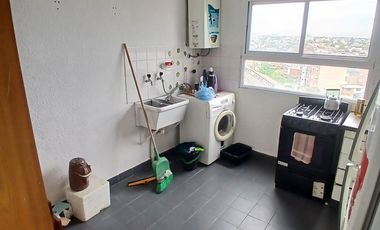 Venta Amplio Departamento 2 ambientes Avellaneda