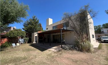 Venta Importante Casa fliar en V.C.Brochero - Traslasierra - Córdoba