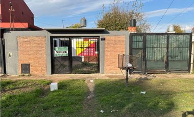 2 PROPIEDADES EN VENTA VILLA MONICA