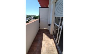 Dpto en Alquiler $300.000 mas tasas mas expensas