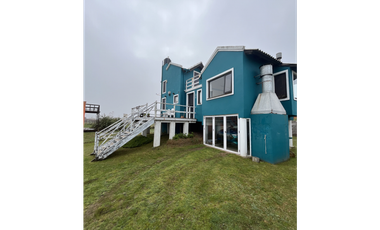 Venta casa con vista al mar y bajada a la playa en Camet Norte