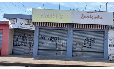 TRES LOCALES EN VENTA