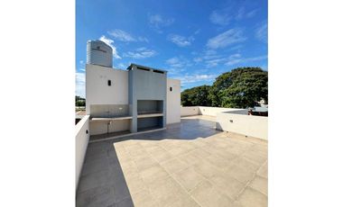 Casa 4 Dormitorios a metros del Parque Mitre