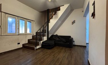 VENTA PH 4 AMB TIPO CASA COCHERA EXC ZONA CASEROS