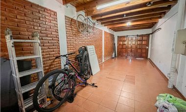 Chalet 6 ambientes - Magallanes y Reforma Universitaria