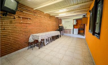 Chalet 6 ambientes - Magallanes y Reforma Universitaria