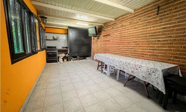 Chalet 6 ambientes - Magallanes y Reforma Universitaria