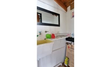 Chalet 4 amb. con parque. Apto crédito - Gutenberg y González Chávez