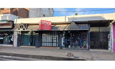 3 LOCALES COMERCIALES S/LOTE 12X22