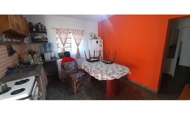 CASA AMERICANA EN VENTA. ITUZAINGO NORTE