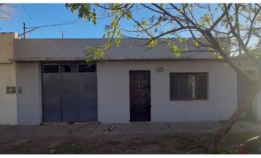 CASA AMERICANA EN VENTA. ITUZAINGO NORTE