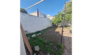 Villa Cabrera 2 /3 Dorm. Excelente Zona - a 20 m de Caraffa