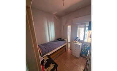 Villa Cabrera 2 /3 Dorm. Excelente Zona - a 20 m de Caraffa