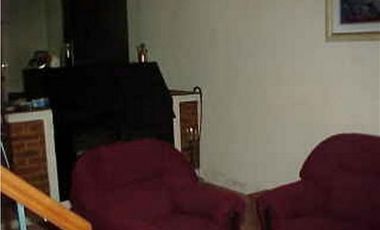 CHALET 5 AMBIENTES CON PISCINA