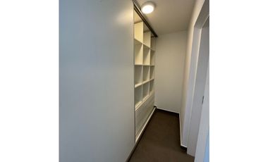 VENDO CASA DE CATEGORA