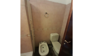 HERMOSO CHALET EN VENTA - ITUZAINGO NORTE. EXCELENTE DISEÑO