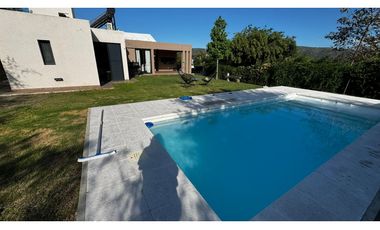 Lomas del Rey Barrio Privado Mayu Sumaj 3 Dor - Pileta