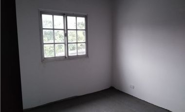 DEPARTAMENTO EN ALQUILER EN PLANTA ALTA