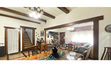 Chalet 4 ambientes + depto tres ambientes