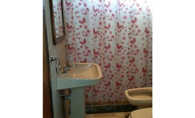 Chalet 4  ambientes + depto 2 amb