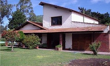 Casa quinta de 4 ambientes  MIRAMAR