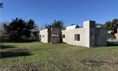 Chalet 3 ambientes a terminar