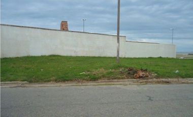 LOTE 400m2 a una cuadra del mar