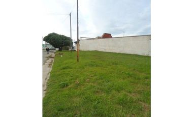 LOTE 400m2 a una cuadra del mar