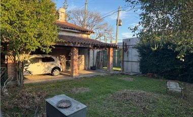 AMPLIO CHALET A RECICLAR. EXCELENTE UBICACIÓN EN VENTA