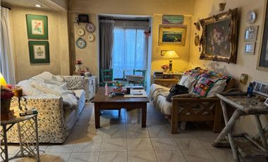 AMPLIO CHALET A RECICLAR. EXCELENTE UBICACIÓN EN VENTA
