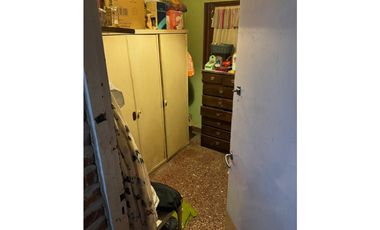 AMPLIO CHALET A RECICLAR. EXCELENTE UBICACIÓN EN VENTA