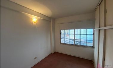 DEPARTAMENTO EN MORON  CENTRO 3 AMB APTO CREDITO