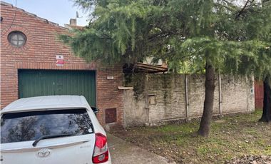 CASA A 100 METROS DE MARTIN FIERRO EN VENTA. SOBRE LOTE 864 MTS2