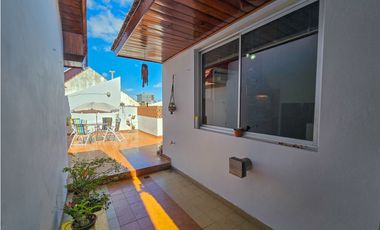 Chalet 4 amb. quincho, garage+ Local/Depto - Carasa y Av. J. P. Ramos