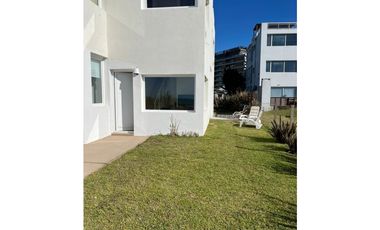 Duplex Frente al Mar con Comodidades Exclusivas