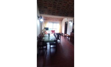 Departamento de 3 Ambientes en Cazón 1024