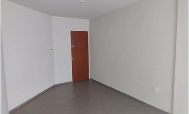 Departamento en venta. 2 dorm. sobre Av. Santa Fe barrio Alberdi