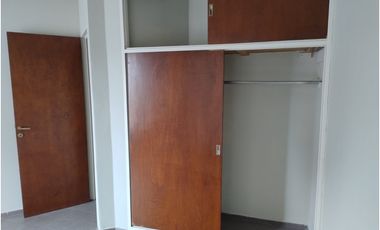 Departamento en venta. 2 dorm. sobre Av. Santa Fe barrio Alberdi