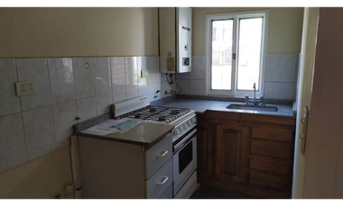 Departamento en venta. 2 dorm. sobre Av. Santa Fe barrio Alberdi