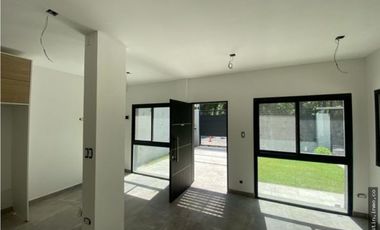 DUPLEX A LA VENTA EN HERMOSO COMPLEJO EN PILAR