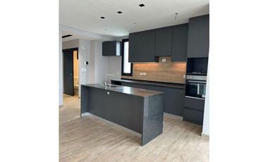 Ed. SM 161  de 3 dormitorios Barrio Camba Cua