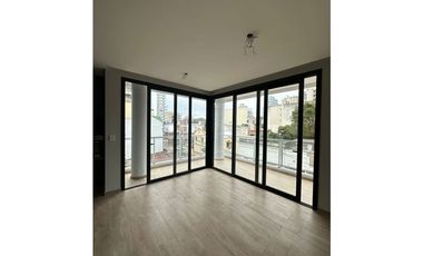 Ed. SM 161  de 3 dormitorios Barrio Camba Cua