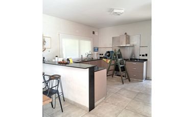 CASA A LA VENTA EN WESTON FRANCISCO ALVAREZ