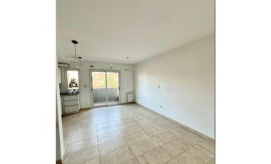 Departamento a la venta en Luis Maria Drago al 2600 Castelar