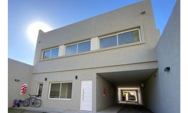 Excelente PH a la venta en Gral. M.B. Encalada al 2100, Castelar