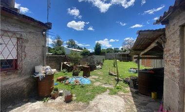 CASA A LA VENTA CON LOCAL EN RIPAMONTI 3500, CASTELAR